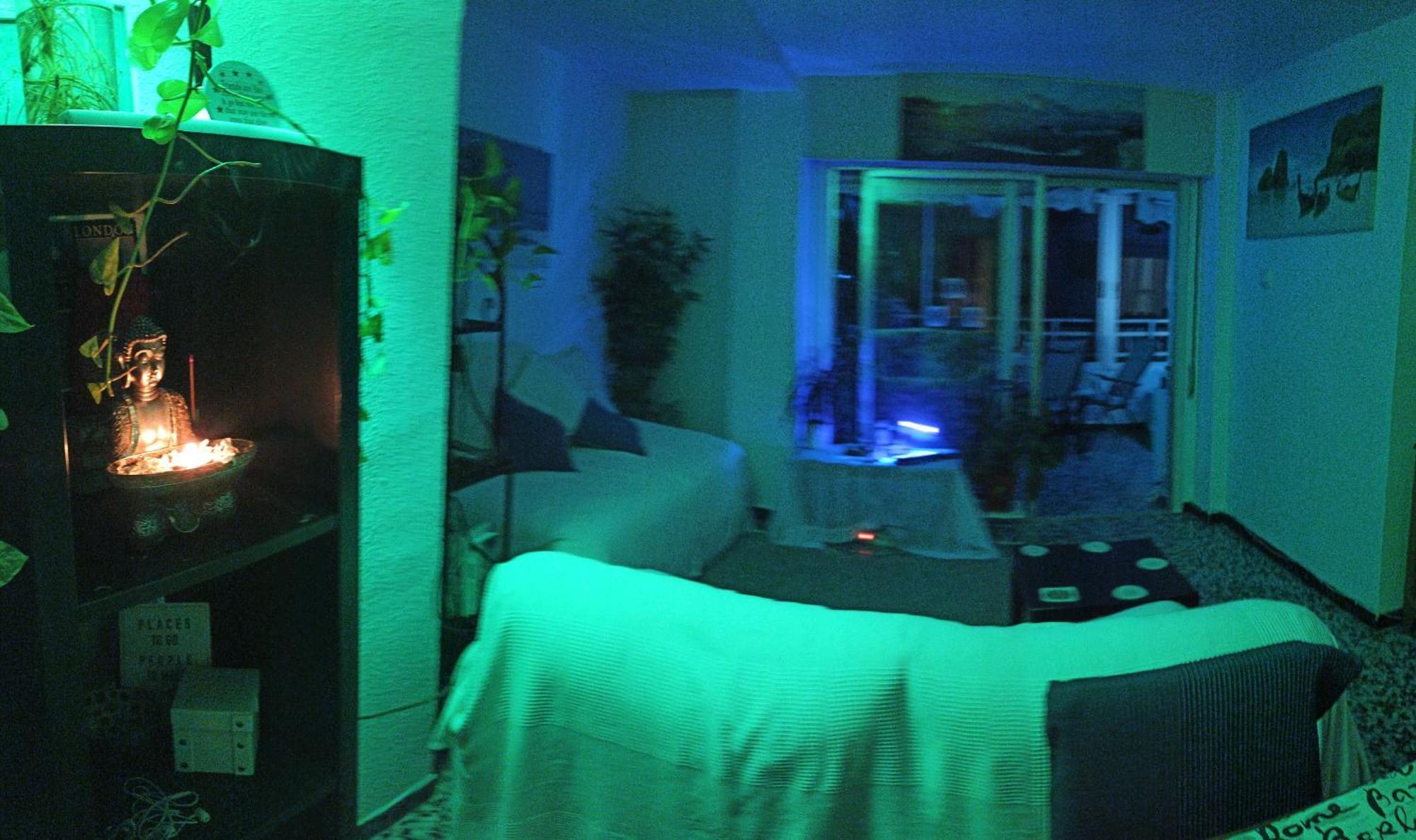 Mountain Front - En Piso De Playa ! Habitación en casa particular Tavernes de la Valldigna