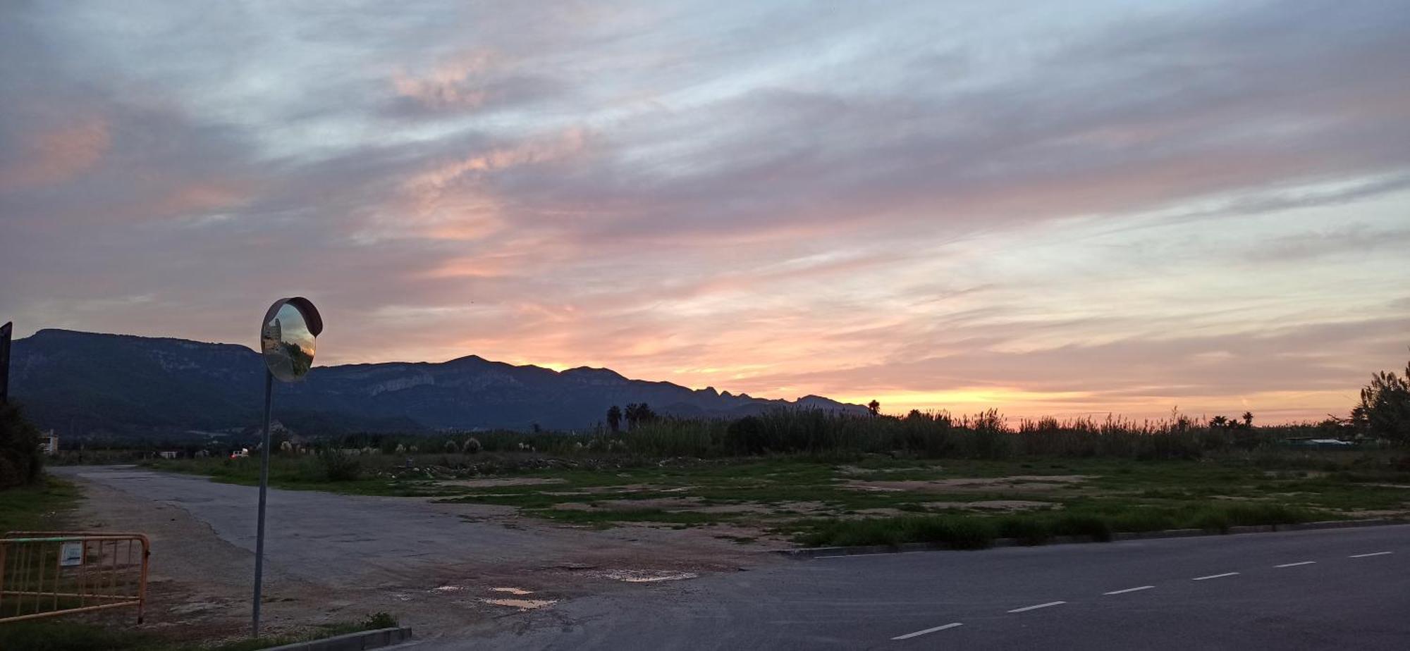 Sunset At Front - En La Playa Piso Privado Alloggio in famiglia Tavernes de Valldigna
